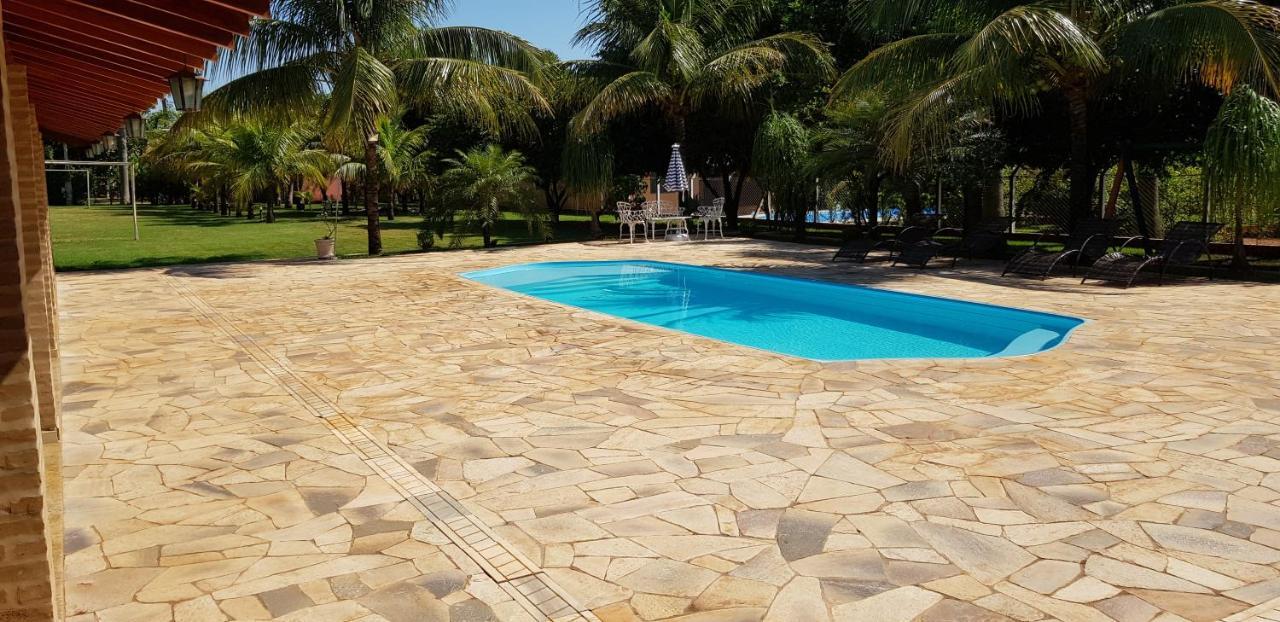 Casa de férias Chacara Recanto Dos Passaros 01 *